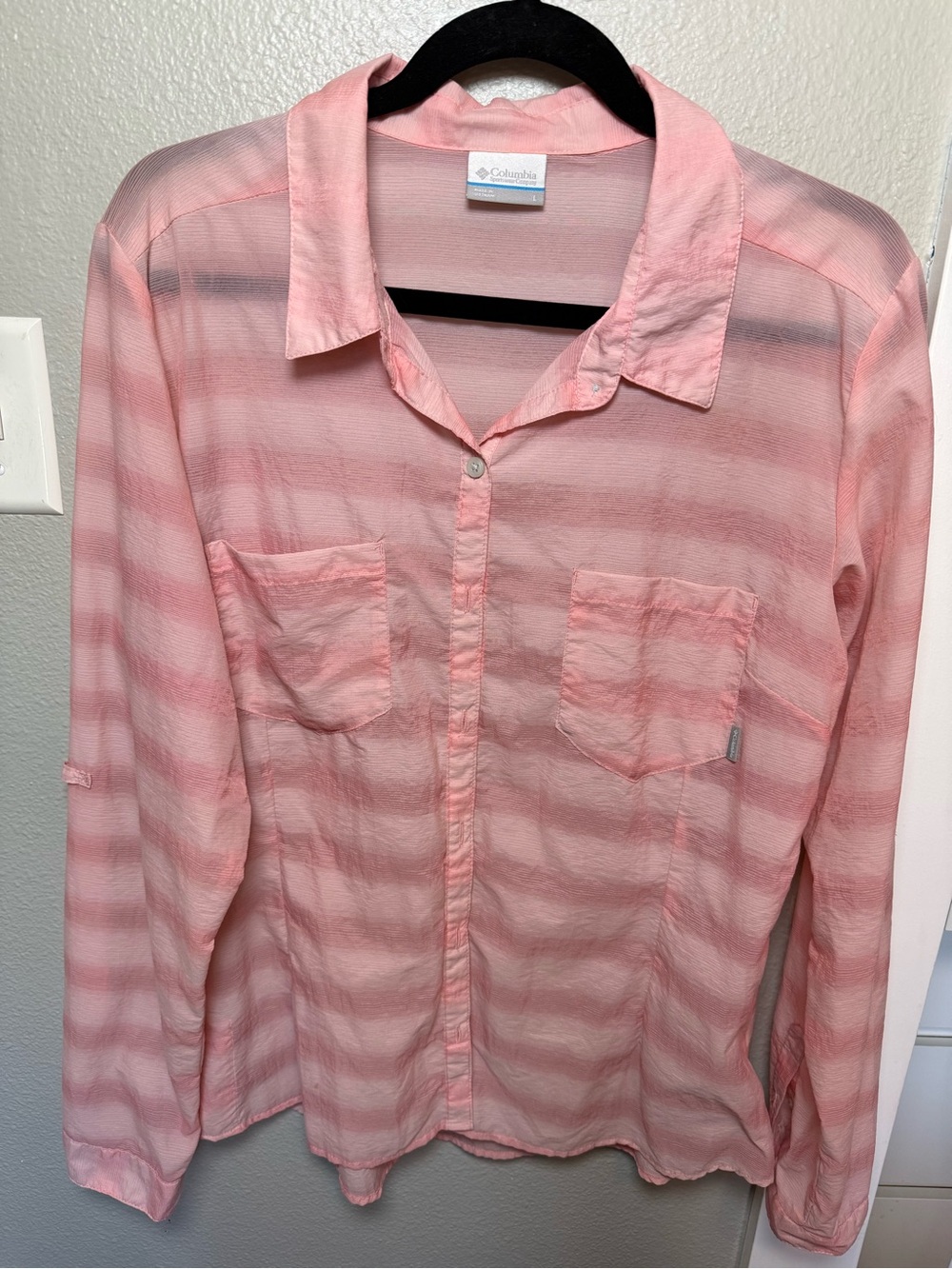 Columbia Women’s Large Pink Sheer Striped Button Down Roll Tab Hiking Shirt